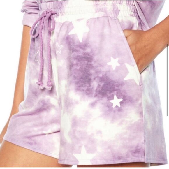 Wildfox $160 Lounge Set Sweatshirt & Shorts Purple Tie Dye Stars XL NWT - Picture 4 of 6